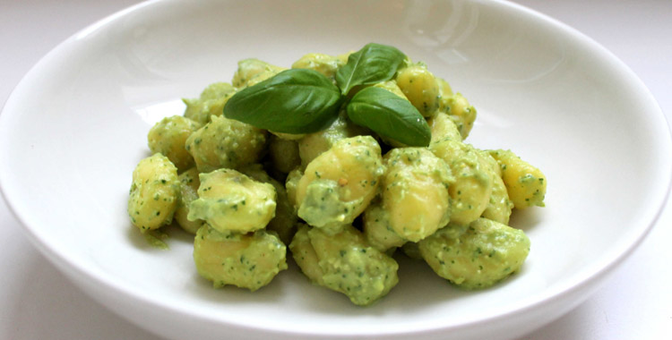 Hearty Gnocchi Herb Pesto