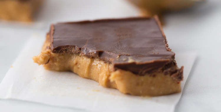 No Bake Peanut Butter Chocolate Bar